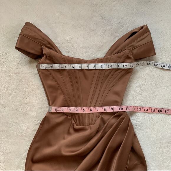 HOUSE OF CB Loretta Brown Toffee Satin Off Shoulder Corset Bustier Drape Dress - Picture 13 of 15